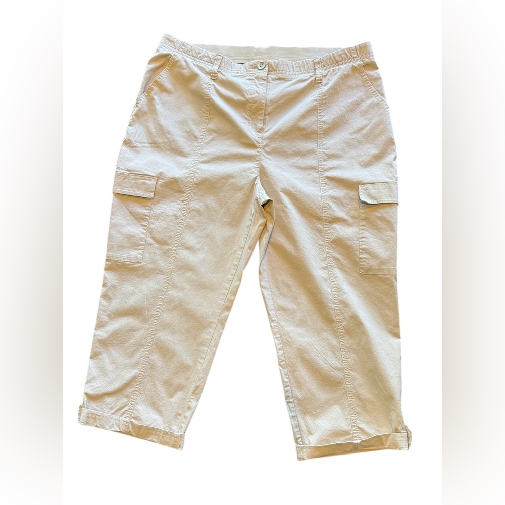 Chicos Khaki Cargo Capri Pants Size 12
